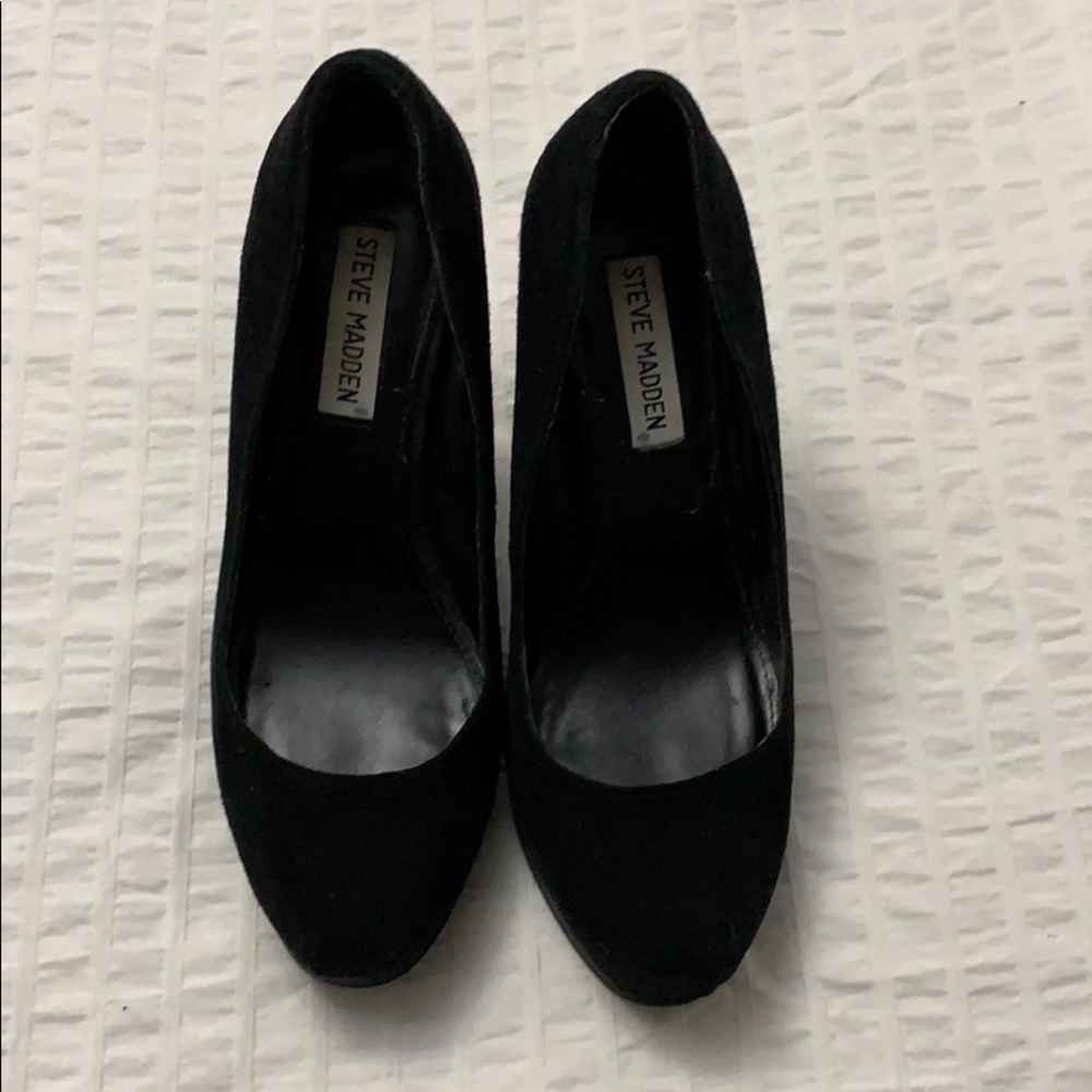 Steve Madden black leather heels